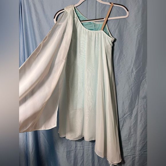 Dance Costume (MA) - Picture 4 of 5